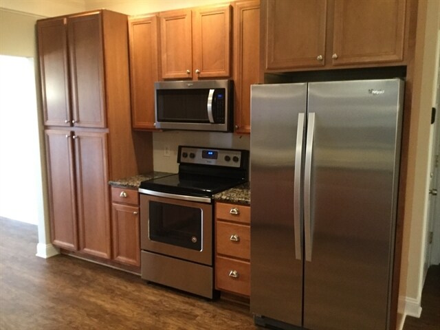 Building Photo - 9126 Dalmeny House Ln