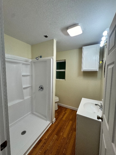 Building Photo - 503 N Pearl St