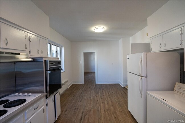 Building Photo - 43 4th St