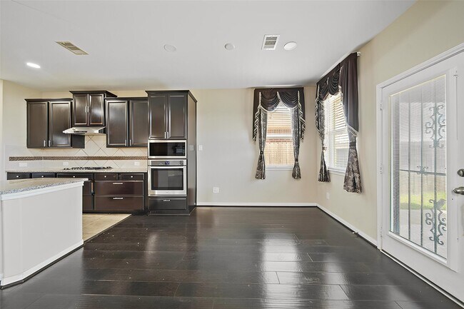 Building Photo - 15223 Paxton Landing Ln