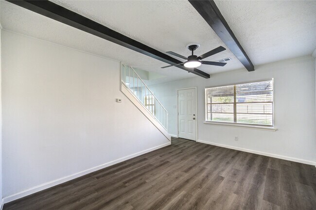 Building Photo - 12127 Palmton St