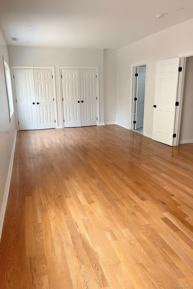 Building Photo - 50 Vineyard Ave