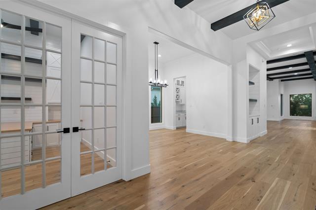 Building Photo - 2009 Hill Country Ct