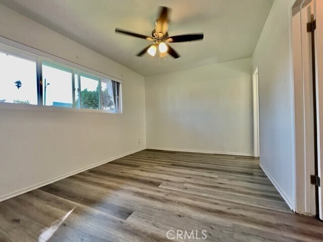 Building Photo - 1811 W Sallie Ln