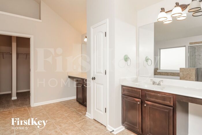 Building Photo - 931 Sublime Trail