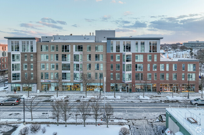 Alt - Charlesview Residences