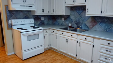 Building Photo - THIS IS A LEASE TAKE OVER - PLEASE CONTACT...