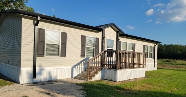 Building Photo - 405 Battlebell Rd