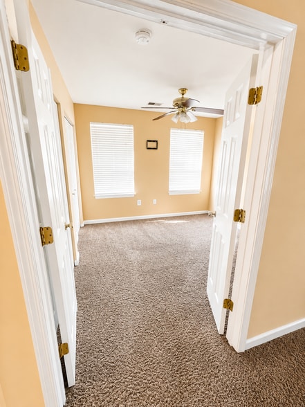 Building Photo - 109 Canvasback Way