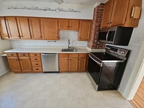 Building Photo - 4826 Jarboe St