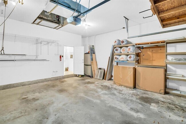 Building Photo - 2270 Barbara Dr