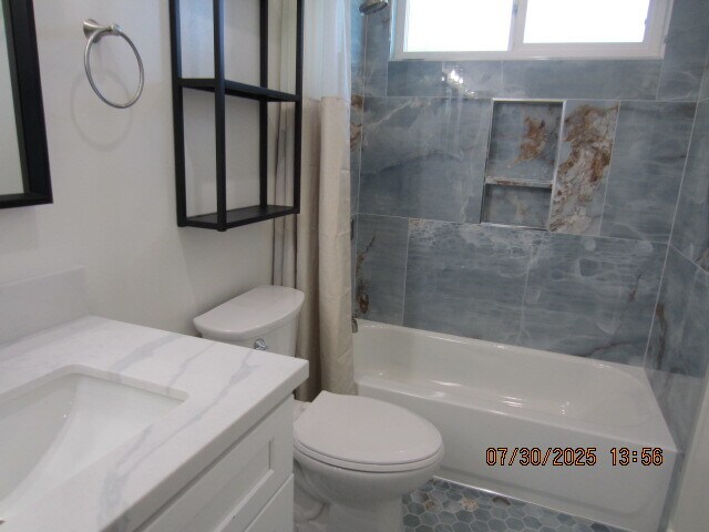 Building Photo - 2350 1/2 Teviot St