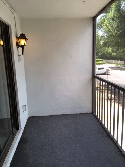 Balcony - 8211 Sun Spring Cir