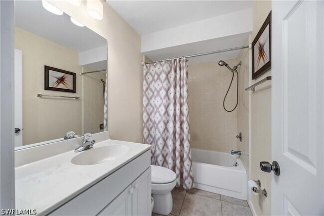 Building Photo - 3195 Boca Ciega Dr