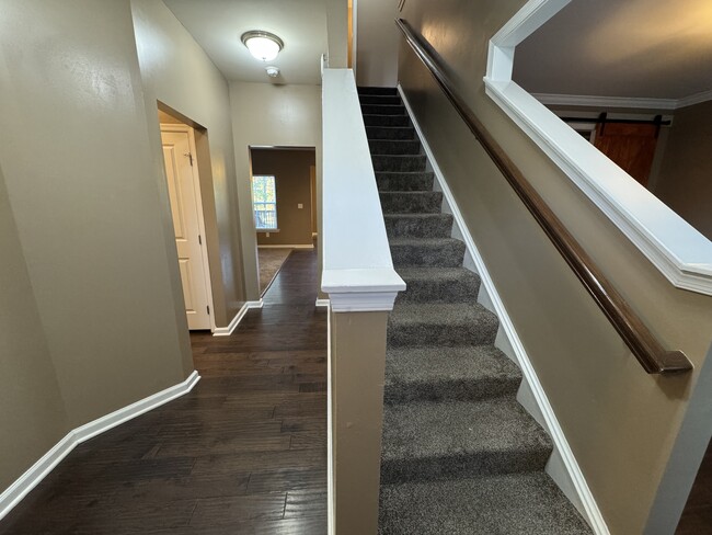 Building Photo - 103 Cape Landing