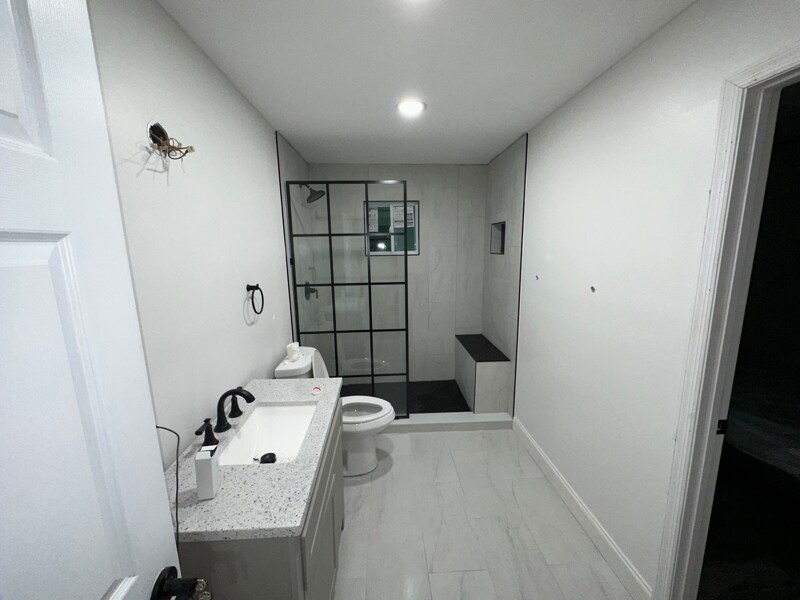 Building Photo - 905 Colquitt Cir