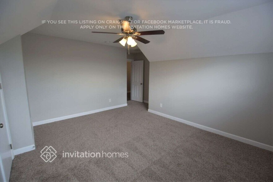 Building Photo - 549 Meredith Court