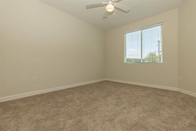 Building Photo - 1201 W Whitestone Blvd