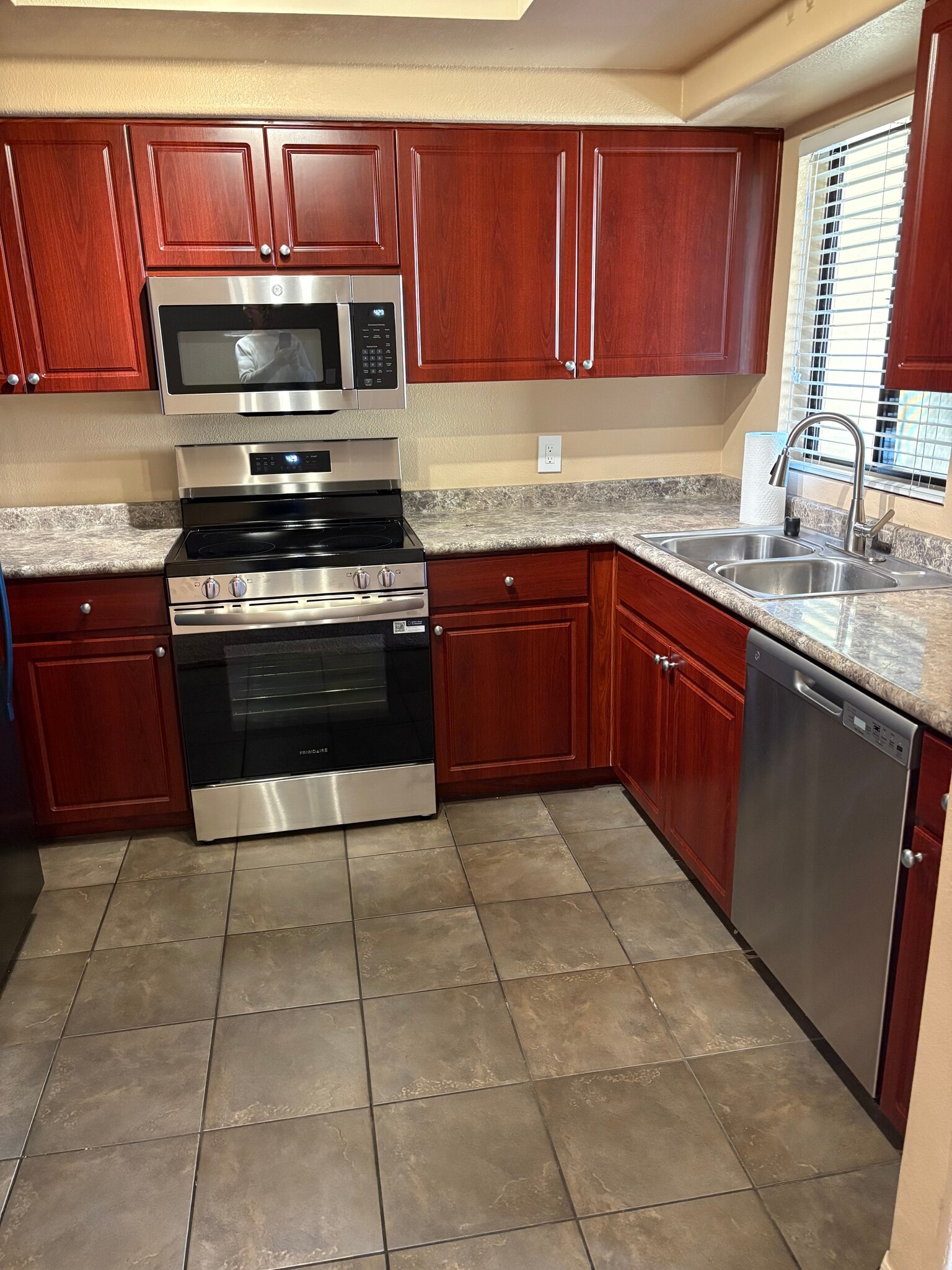 Building Photo - 7575 E Indian Bend Rd