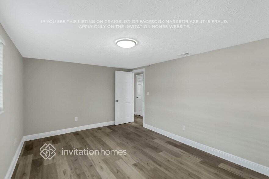 Building Photo - 3416 Seffner Dr