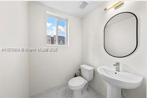 Building Photo - 2555 NE 193rd St