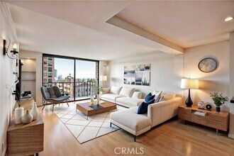 Building Photo - 10535 Wilshire Blvd