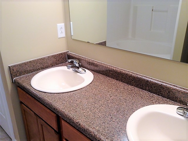 Building Photo - 1009 Palomino Pl