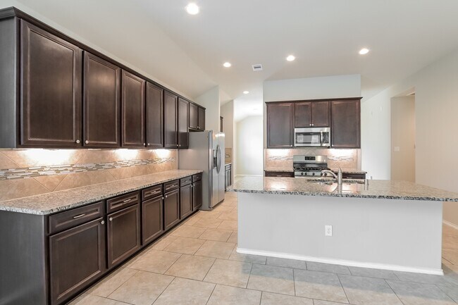 Building Photo - 4711 Creekside Hvn Trl