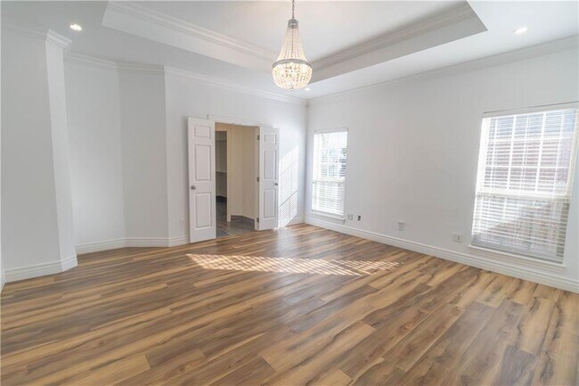 Building Photo - 4518 Olive Tree Ave