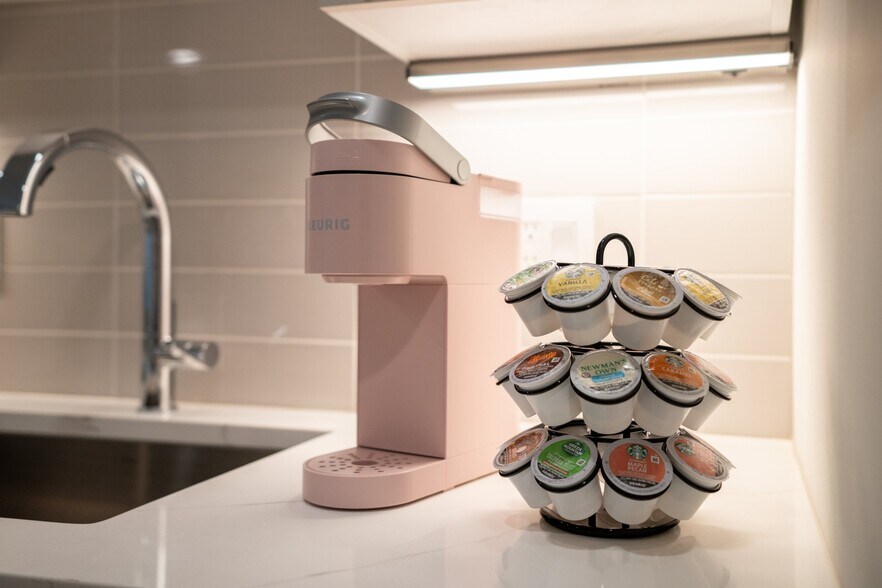 Building Photo - 3934 14th St NW