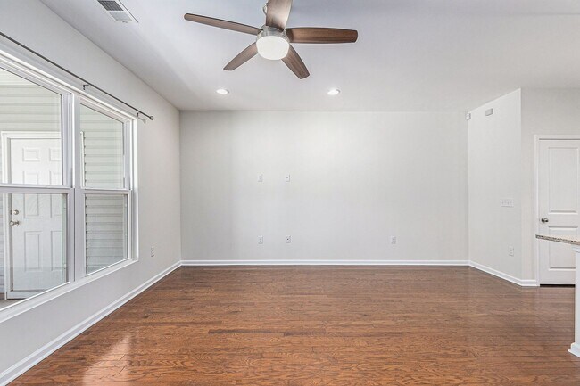 Building Photo - 193 Olde Towne Way