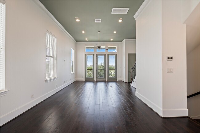 Building Photo - 9674 Knight Rd