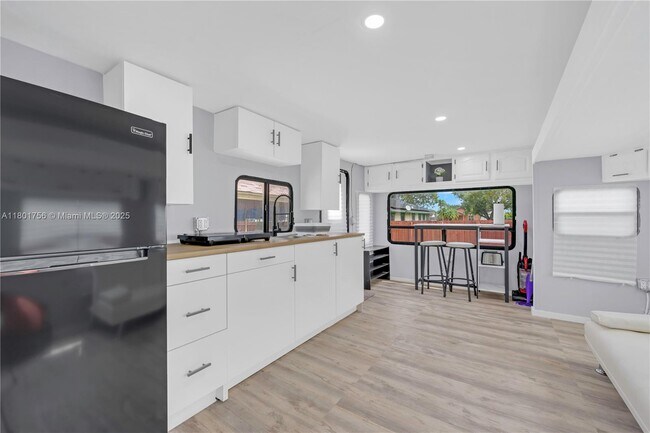 Building Photo - 22723 SW 114th Pl