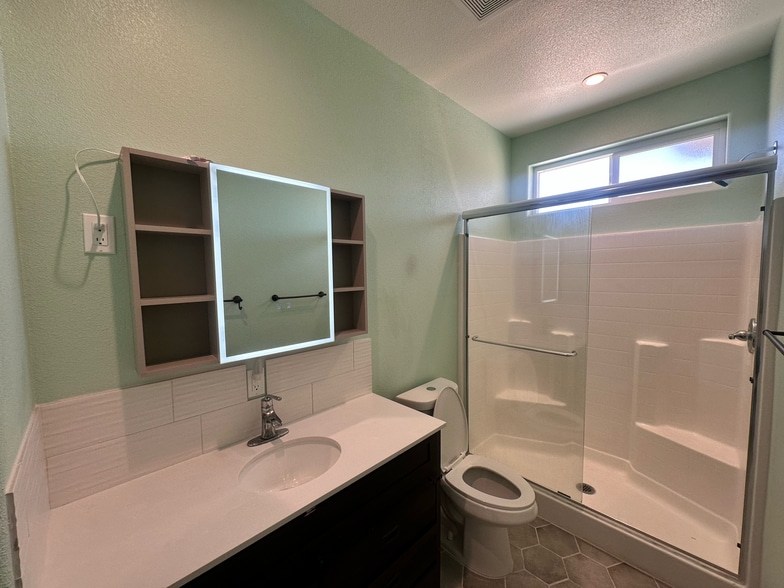 Building Photo - 18189 Kalin Ranch Dr