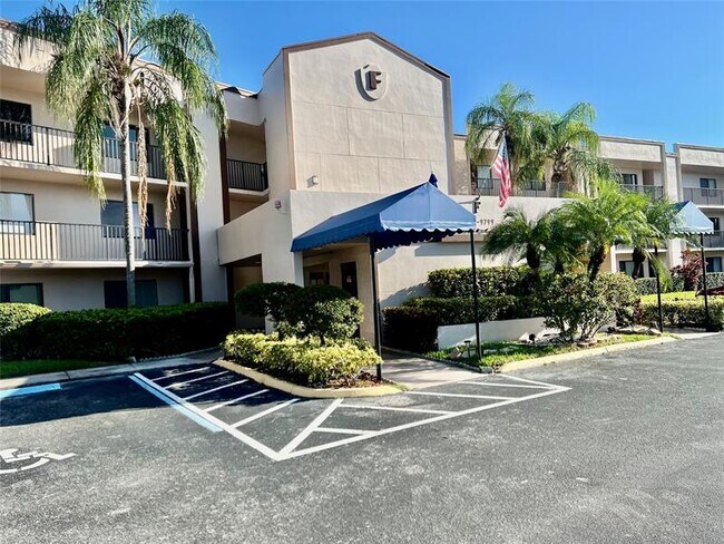 Primary Photo - 9767 N Belfort Cir