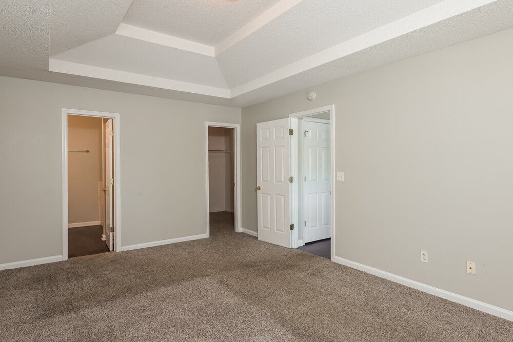 Building Photo - 4100 Clarks Tr