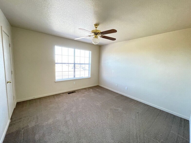 Building Photo - 3408 Zephyr Rd