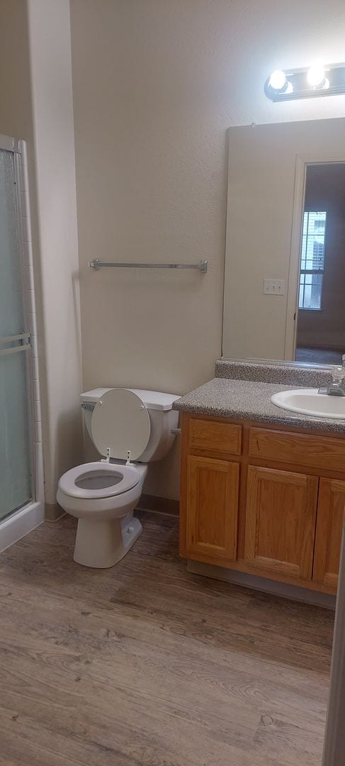Building Photo - 689 Gateway Cir