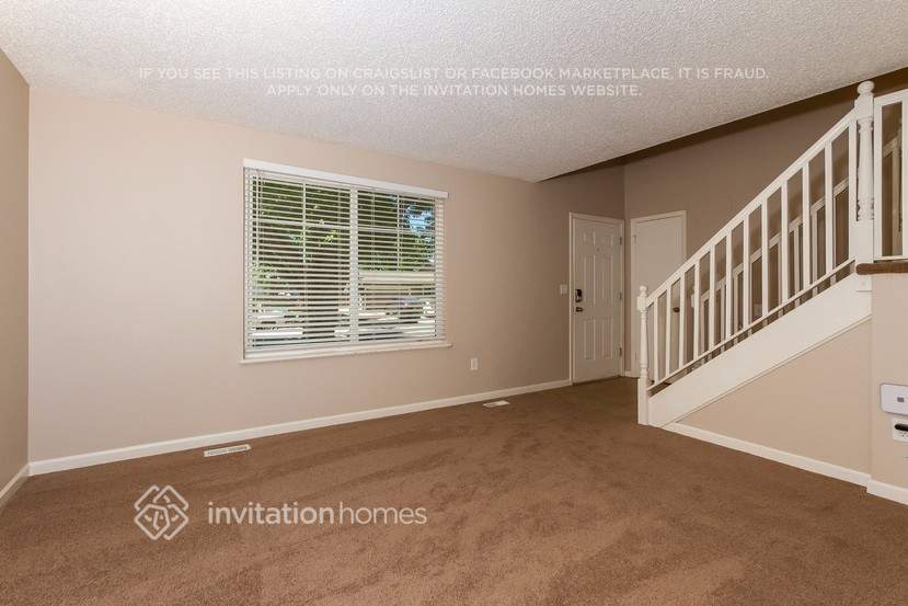 Building Photo - 15661 E Eldorado Dr