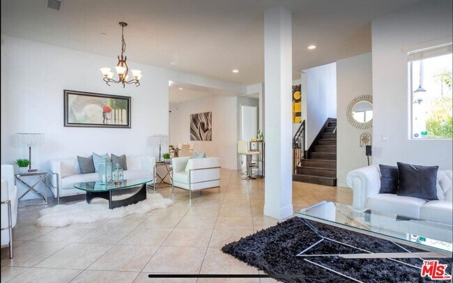 Building Photo - 19246 Liam Ln