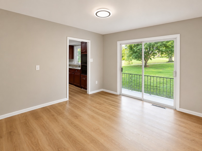 Building Photo - 1260 Kenmore Dr