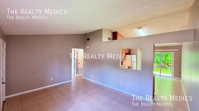 Building Photo - 12349 Antonio Cir