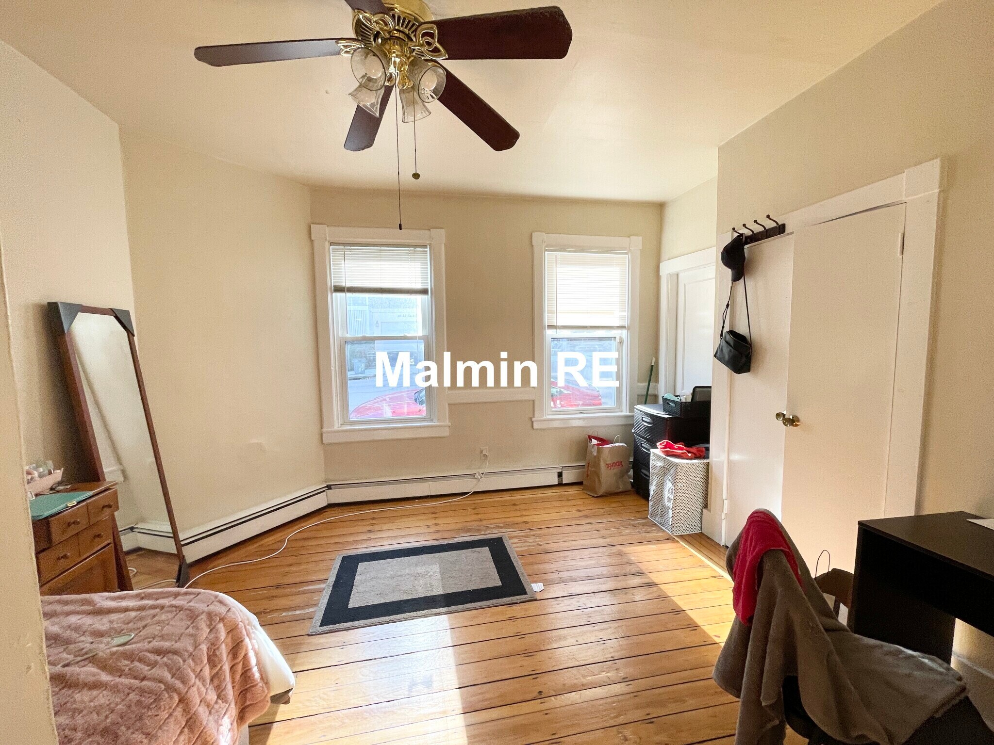 Building Photo - 19 Sachem St