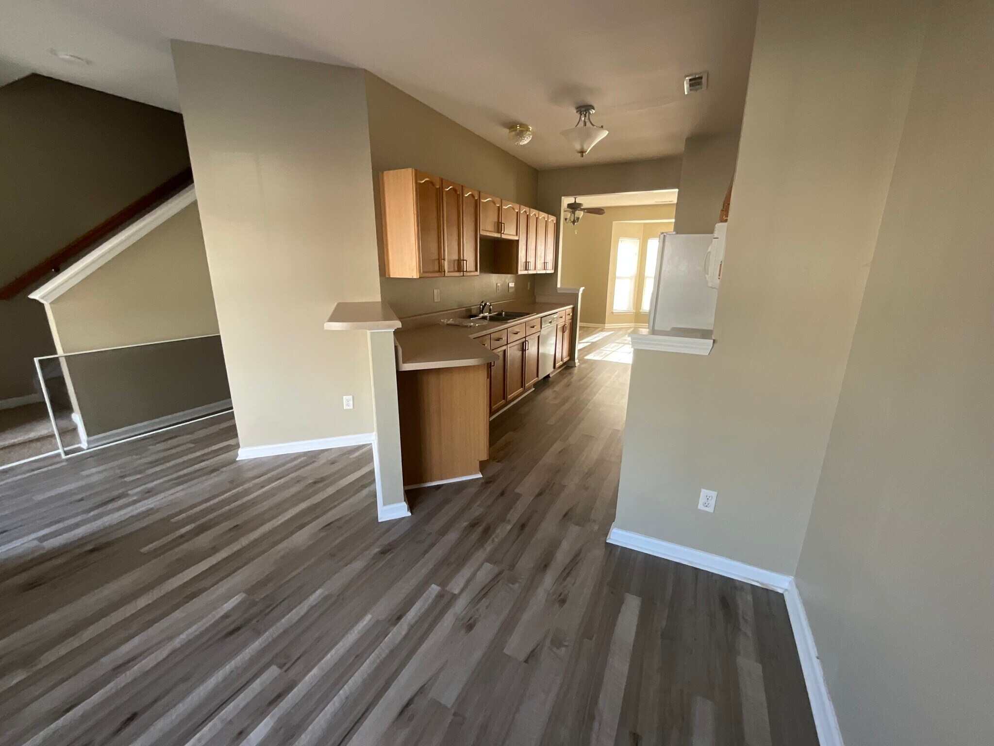 Dining Area - 1965 Charlotte Hwy