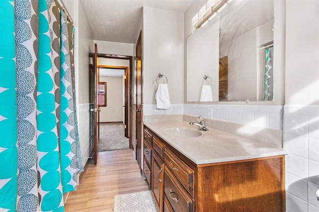 Building Photo - 1730 S Madison St