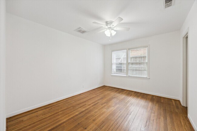 Building Photo - 4517 Park Ct