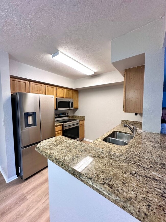 Building Photo - Newly Renovated 2 Bed / 2 Bath Condo in Indian Lake – Ground Floor Unit!