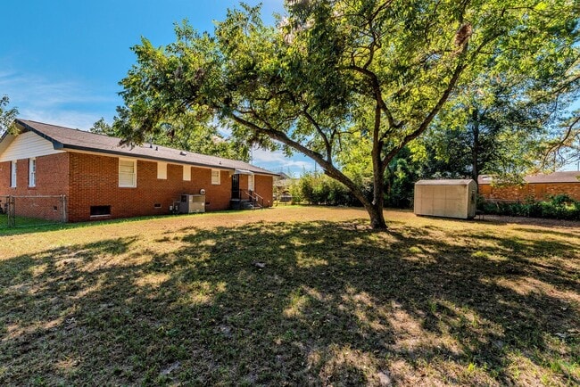 Building Photo - Updated 3 bed/2 bath home for lease in Old...