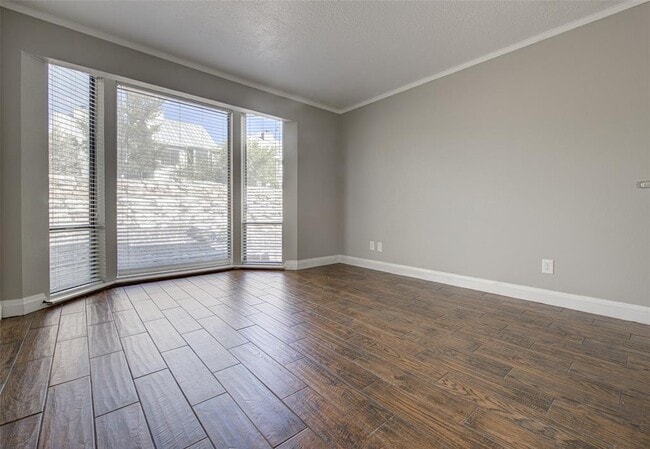 Building Photo - 177 World of Tennis Sq