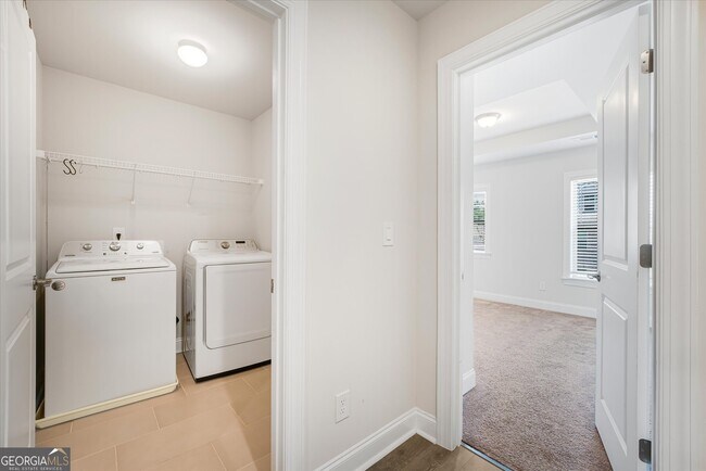 Building Photo - 1317 Rosen Rd